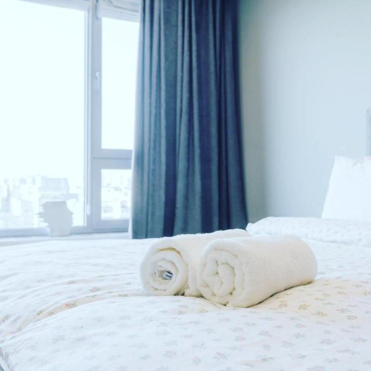 Vip 2 Rooms 75M2 Center Of Obolon Near River Side 基輔 外观 照片
